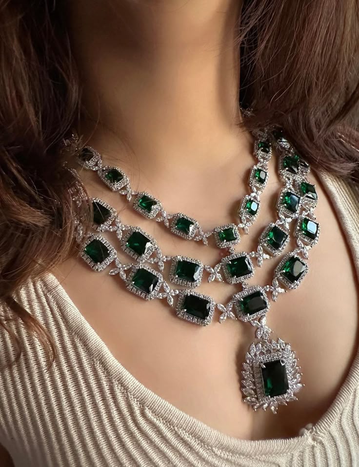 Royal Diamond Necklace Set